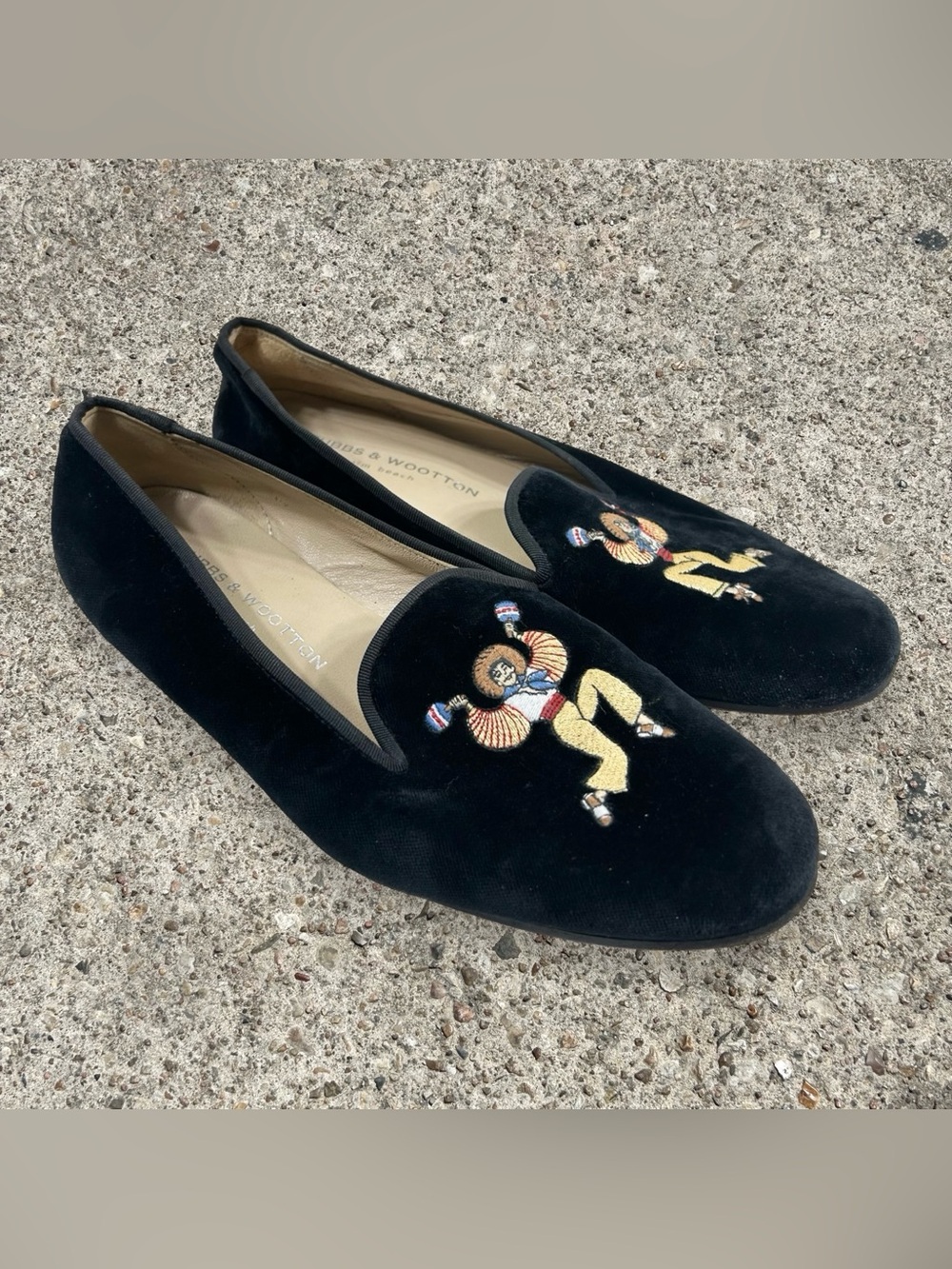 STUBBS AND WOOTTON black velvet mariachi embroidered flats